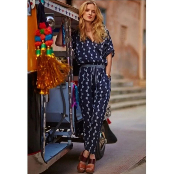 Velvet By Graham & Spencer Anthropologie Size Small Narvan Jumpsuit V-neck - Picture 1 of 5